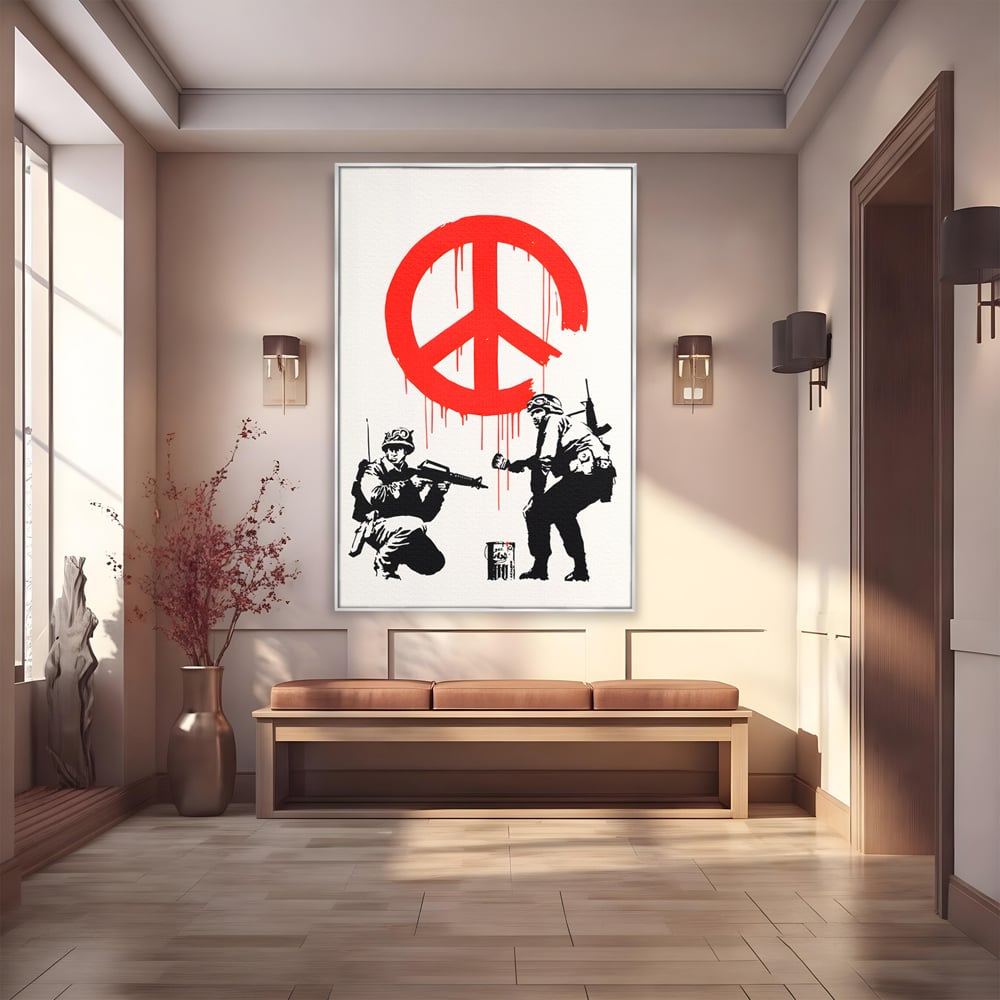 Tablou canvas cu ilustratie graffiti cu soldati si semnul pacii, in rama de aluminiu argintiu